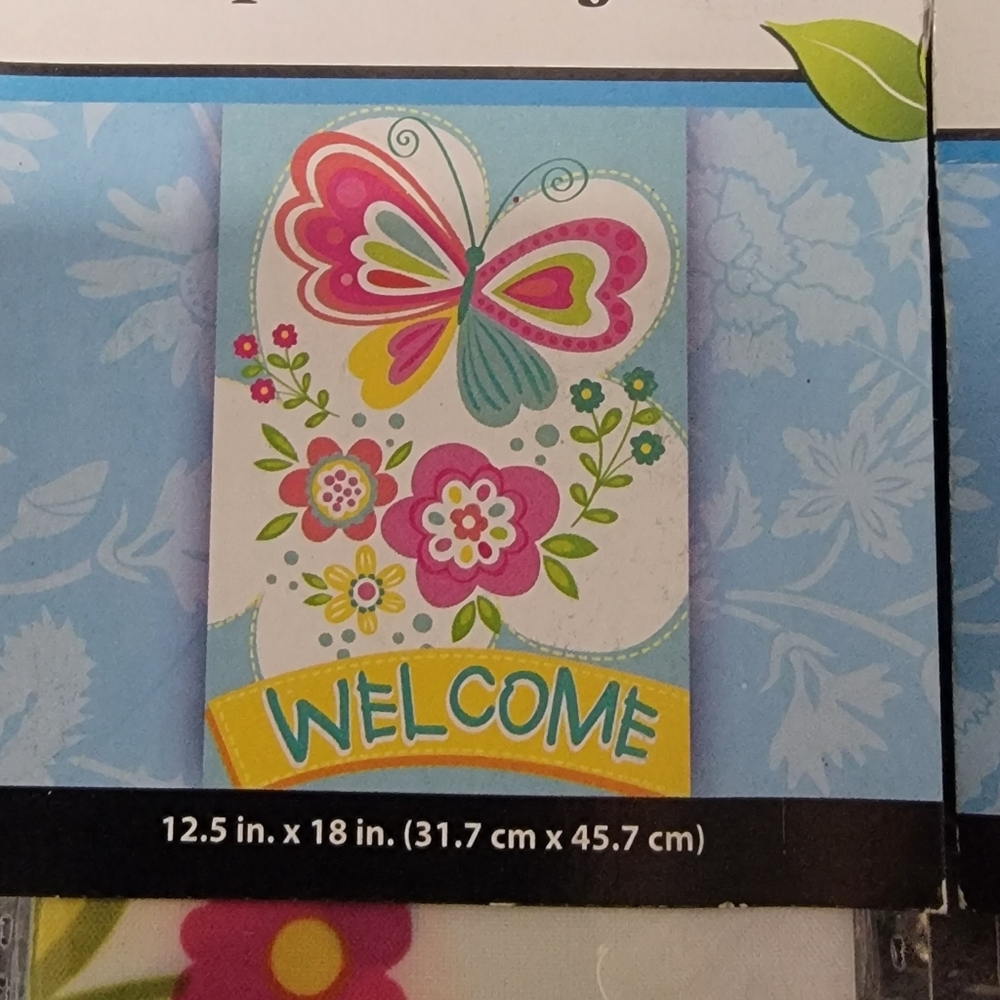 Butterfly Garden Flags Set of 2 New - Picture 3 of 4